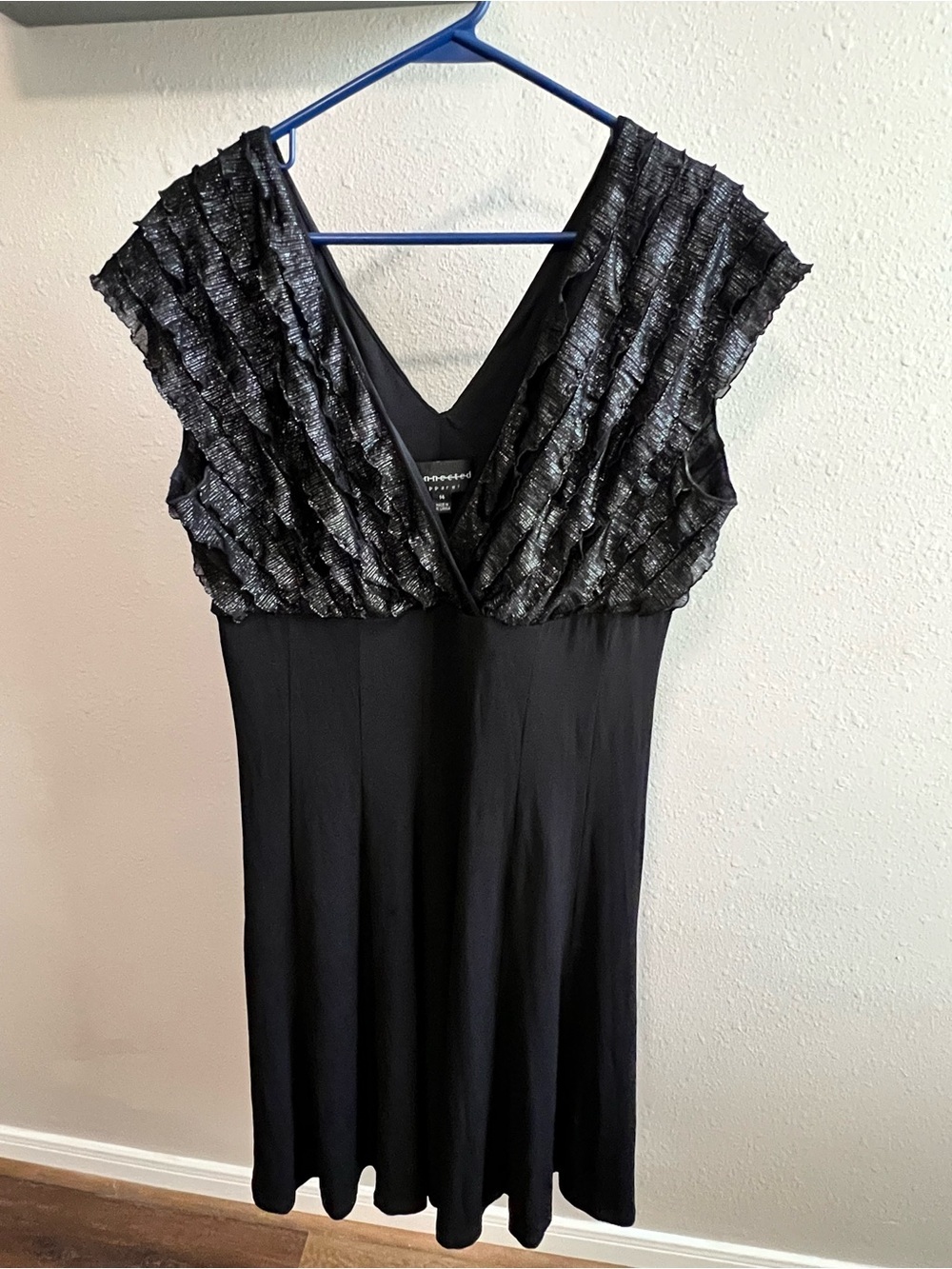 Connected Apparel Black Metallic Ruffle Cocktail Dress Size 14 Wedding Guest